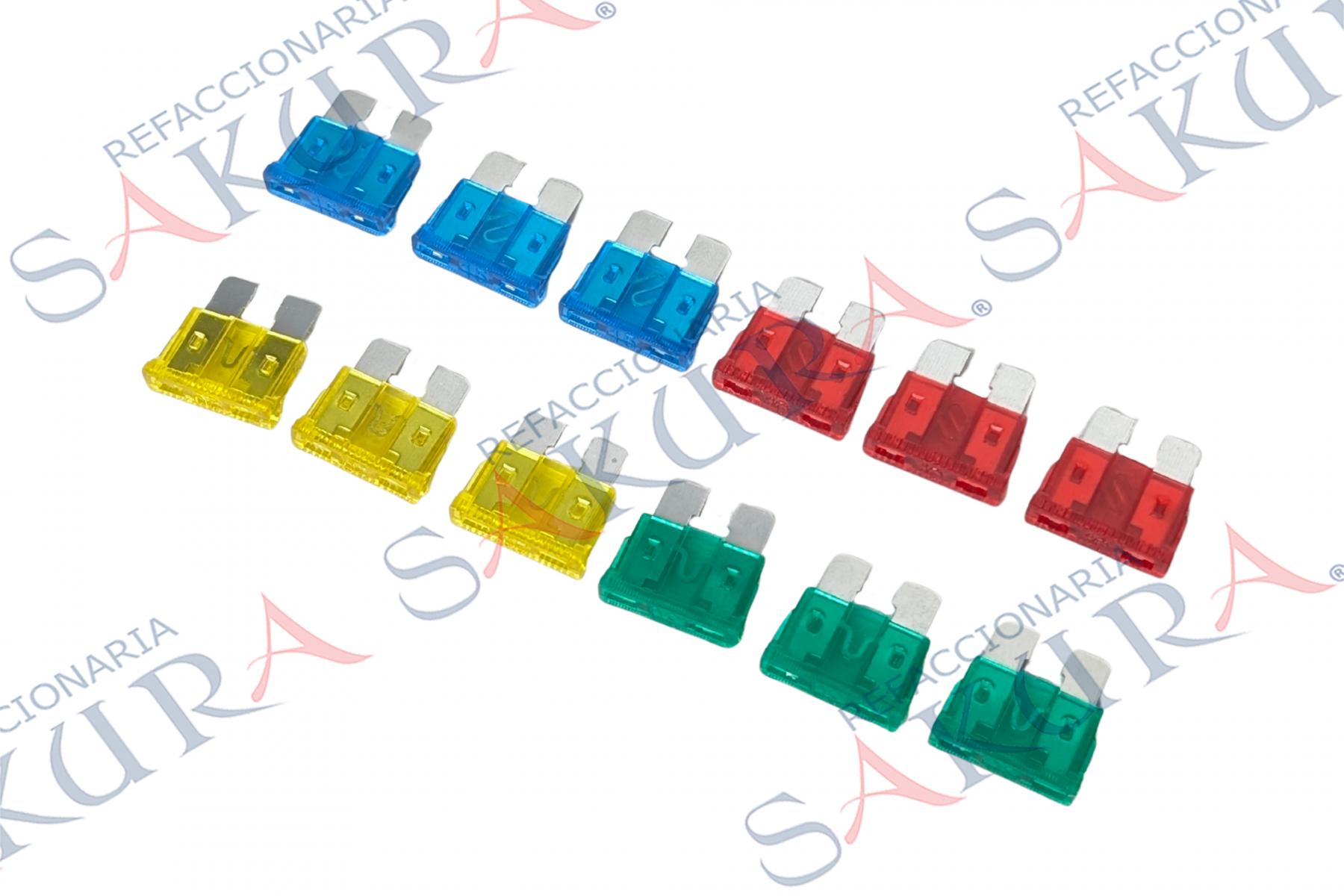 2044502%20(Juego%20de%20Fusibles%20Plástico%20Grande%2010,%2015,%2020,%2030%20Amperes%20)